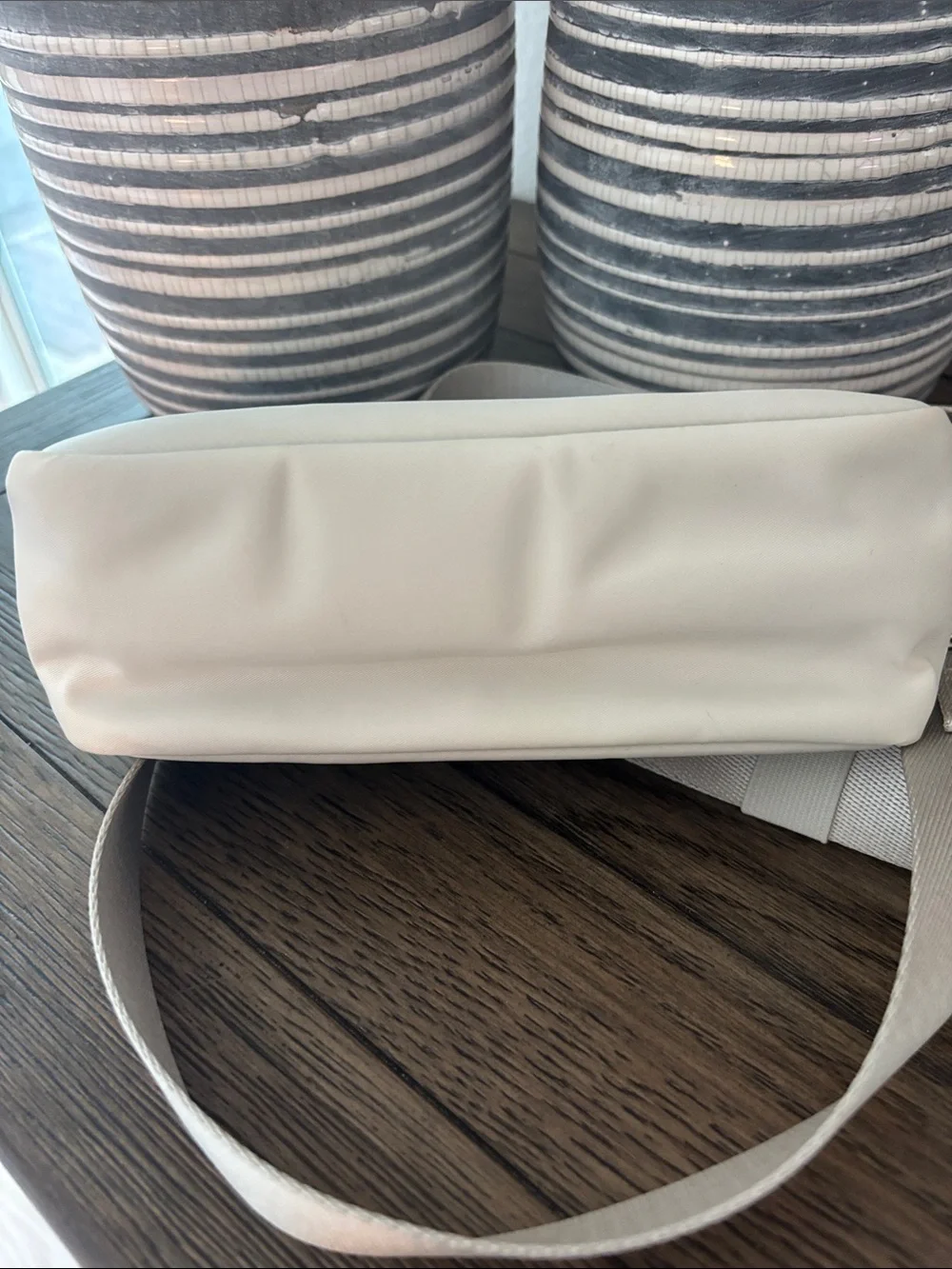 lululemon athletica Bone/Silver Everywhere Crossbody Bag - Metal Hardware - Picture 4 of 6